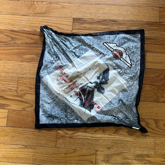 Cool Vintage Harley Davidson 100th Anniversary Bandanna with engine cut-out - Picture 3 of 16